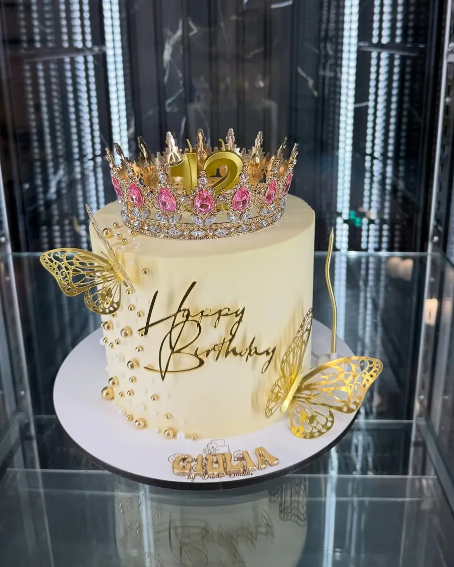Gâteaux d’anniversaire artisanaux — Sweet Moments, pâtisserie à Schaerbeek